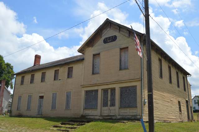 The former Gratiot Odd Fellows (IOOF) lodge hall, at Main and Center streets