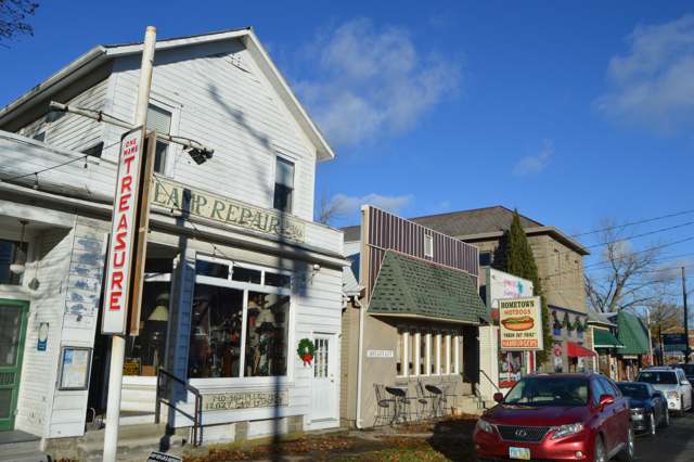 Houses at the corner of Lancaster and Chautauqua streets, Millersport