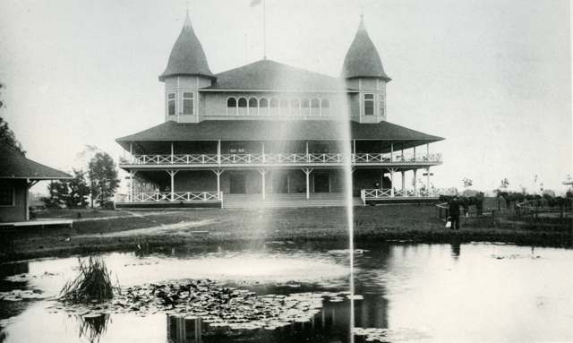 The Minerva Amusement Park Casino, built in four weeks for $50,000, from the 1897 book Art Work of Columbus, Ohio