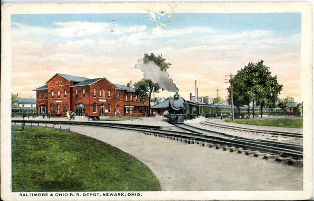 Color postcard of the Baltimore and Ohio Railroad depot in Newark, postmarked October 11, 1920