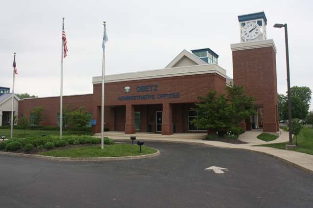 Obetz Government Building, housing the city's administrative offices and police division. Photographed May 2014.