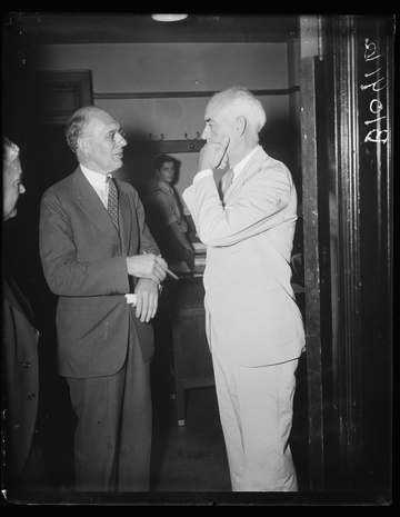 Title: General Motors Executive testifies before SEC. Washington, D.C., Aug. 12. Charles F. Kettering, (left,) Vice Pres