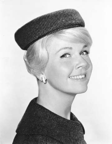 Studio publicity portrait of Doris Day for the 1960 film Midnight Lace.
