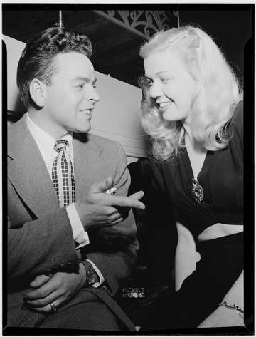 Gottlieb, William P., 1917-, photographer. [Portrait of Doris Day and Les Brown, Aquarium, New York, N.Y., ca. July 1946