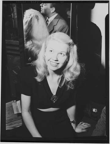 Gottlieb, William P., 1917-, photographer. [Portrait of Doris Day and Les Brown, Aquarium, New York, N.Y., ca. July 1946