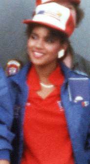 Halle Berry, Miss Ohio USA 1986, embarking on a USO tour with other Miss USA 1986 contestants.