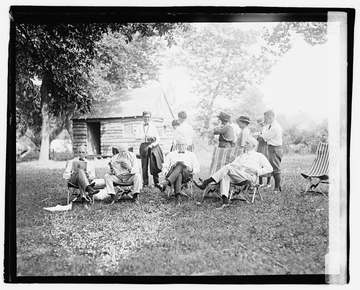 Title: Firestone Edison camp Abstract/medium: National Photo Company Collection (Library of Congress) Physical descripti