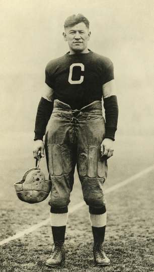 Photograph of Jim Thorpe while playing for the Canton Bulldogs