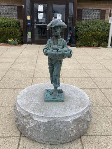 Johnny Appleseed Visitor Information Center