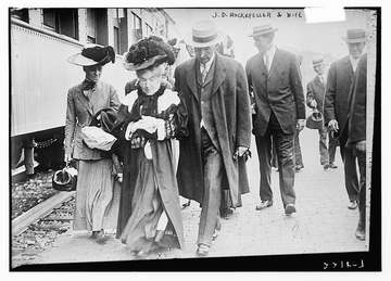 Bain News Service,, publisher. J.D. Rockefeller &amp; wife [between ca. 1910 and ca. 1915] 1 negative : glass ; 5 x 7 in