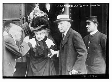Title: J.D. Rockefeller and wife Abstract/medium: 1 negative : glass ; 5 x 7 in. or smaller.