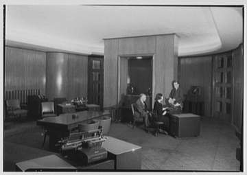 Title: National Cash Register Co., 50 Rockefeller Plaza. Abstract/medium: Gottscho-Schleisner Collection (Library of Con
