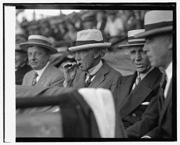 Title: John Heydler & Judge Landis raising of championship flag, 6/11/25 Abstract/medium: 1 negative : glass ; 4 x 5