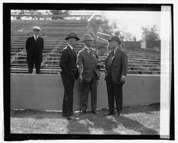 Title: Clark Griffith, Judge Landis, Wm. M. Richardson, [10/2/24] Abstract/medium: National Photo Company Collection (Li