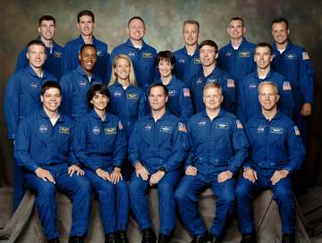 Astronaut Class of 2000 (Group 18)