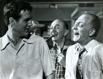L. to R.: Paul Newman, Sammy White &amp; Everett Sloane in Somebody Up There Likes Me - publicity still (cropped)
