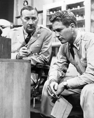 Photo of Edward Andrews and Paul Newman from the Kaiser Aluminum Hour presentation of "Army Game'.