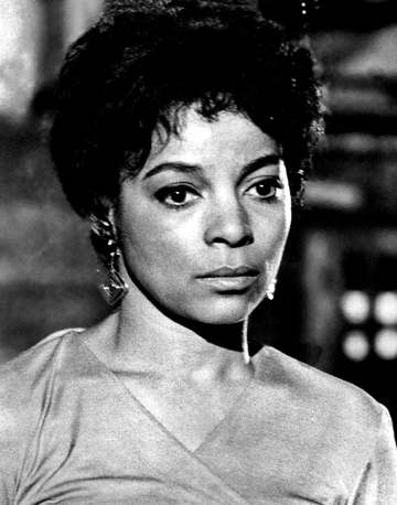 Publicity photo of Ruby Dee