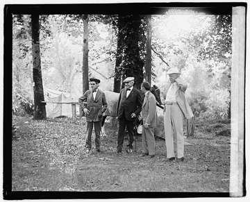 Title: Bishop Anderson, Firestone, Harding, [...] Abstract/medium: National Photo Company Collection (Library of Congres