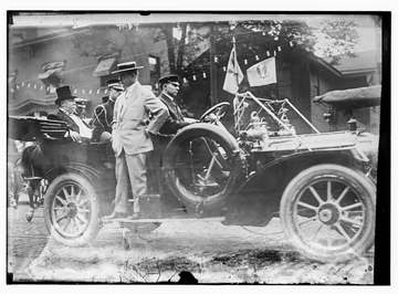 Title: Taft in auto Abstract/medium: 1 negative : glass ; 5 x 7 in. or smaller.