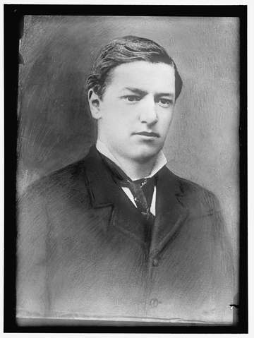 Title: NO CAPTION Abstract/medium: Harris &amp; Ewing photograph collection Physical description: 1 negative :