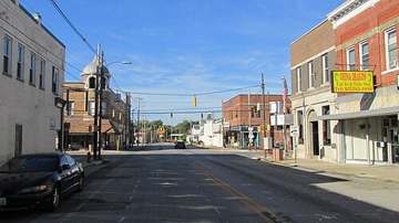 Main and Broadway Streets in Blanchester, Ohio