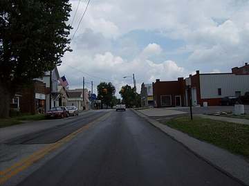 Downtown Arlington, Ohio, looking north along Main Street (US-68)