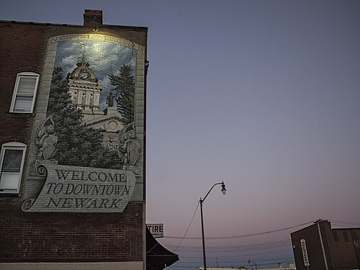 Downtown Newark, Ohio welcome sign