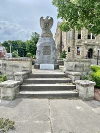 Town square in Amherst, Ohio
