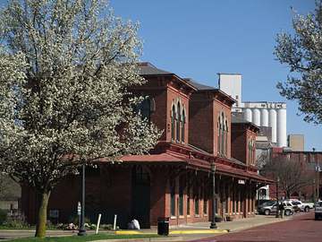Downtown Kent, Ohio, served by the city's Breakneck Creek buried-valley well field