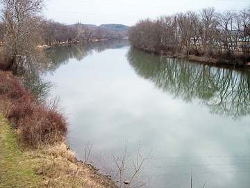 The Tuscarawas River at Dover, Ohio, the same buried-valley river system that feeds the Twin City well field